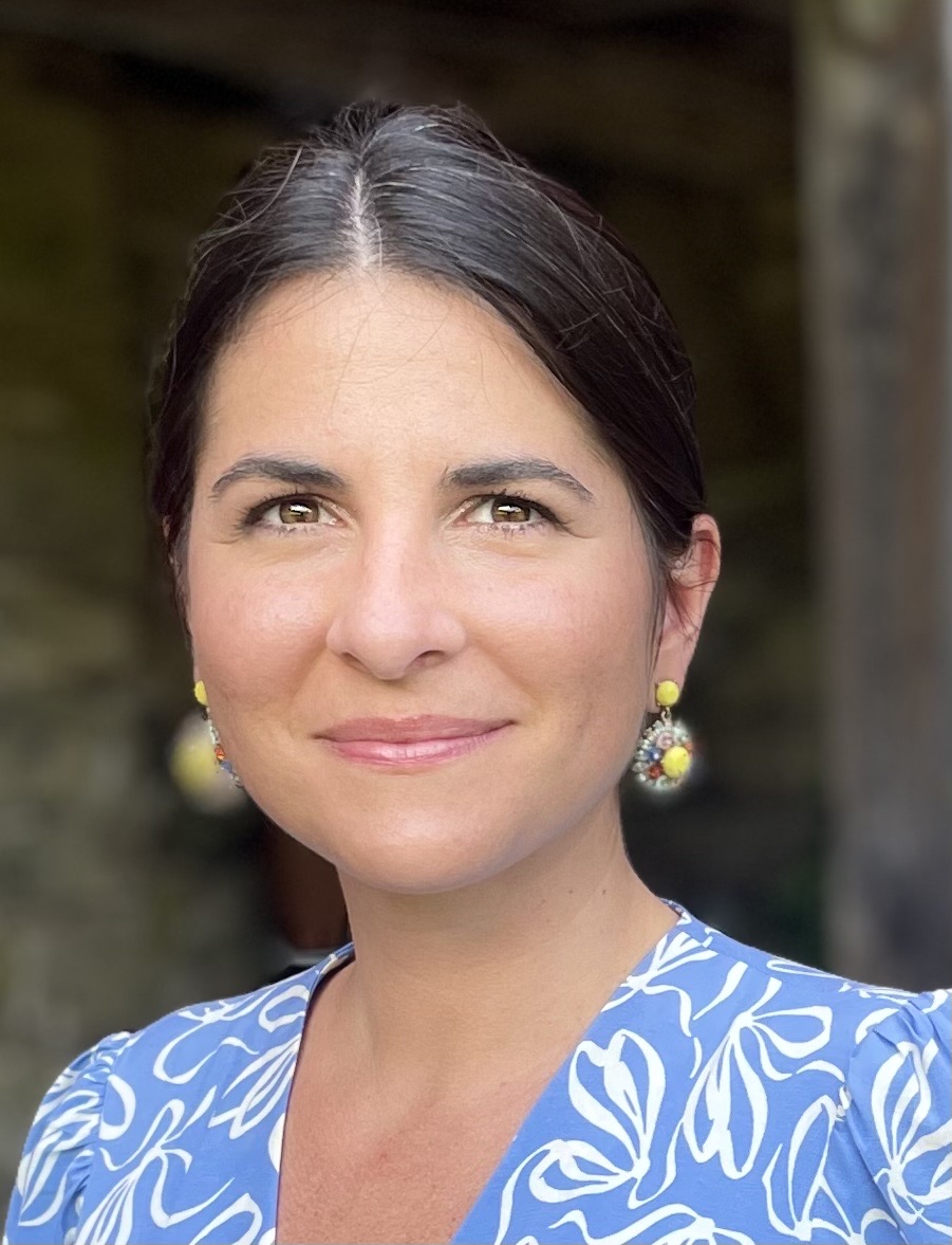 Speaker: Ámbar Margarida - Panelist