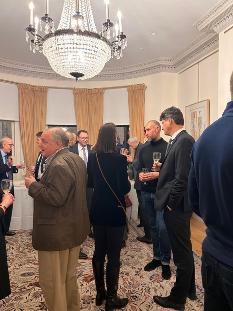 e6d5c3bd-f99d-494d-ae18-65e8a26bc449